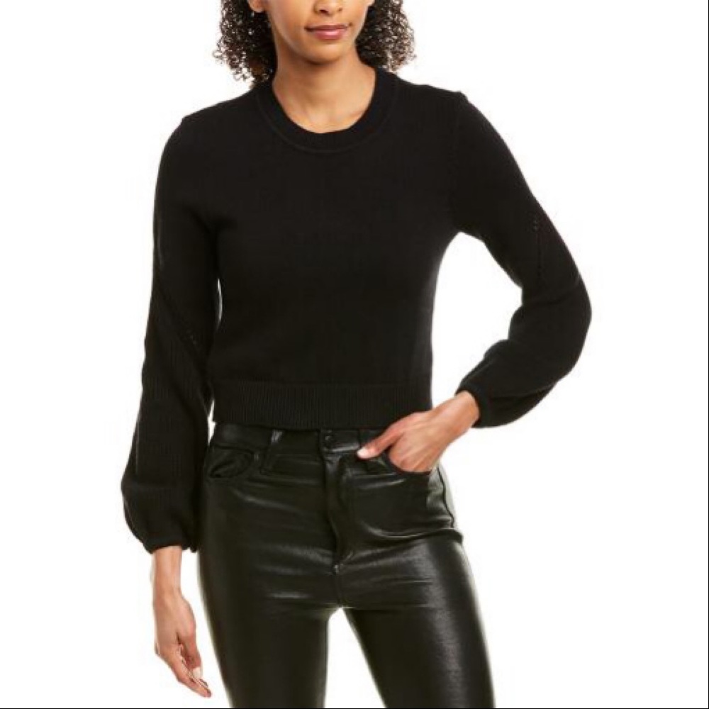 NWT! BCBGeneration Black Crop Top Sweater Size MD